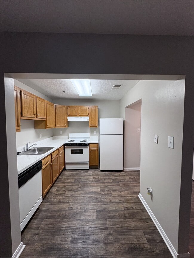 Kings Crest Senior Apartments in Fredericksburg, VA - Building Photo - Building Photo