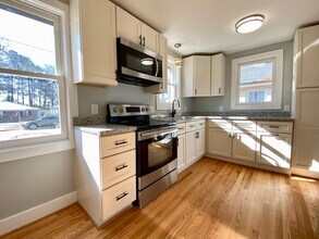 403 E Hammond St in Durham, NC - Building Photo - Building Photo