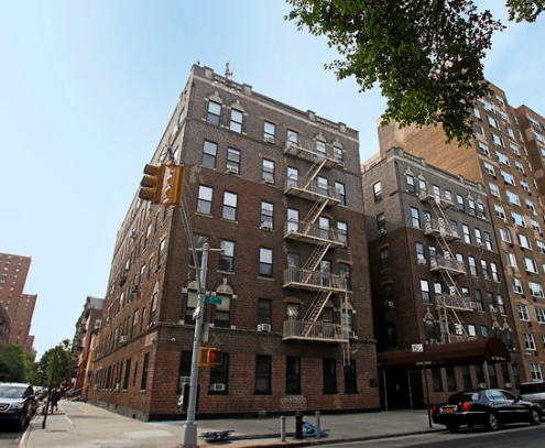 Stonehenge on Fifth in New York, NY - Foto de edificio - Building Photo