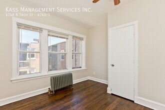 4748 N Troy St in Chicago, IL - Building Photo - Building Photo