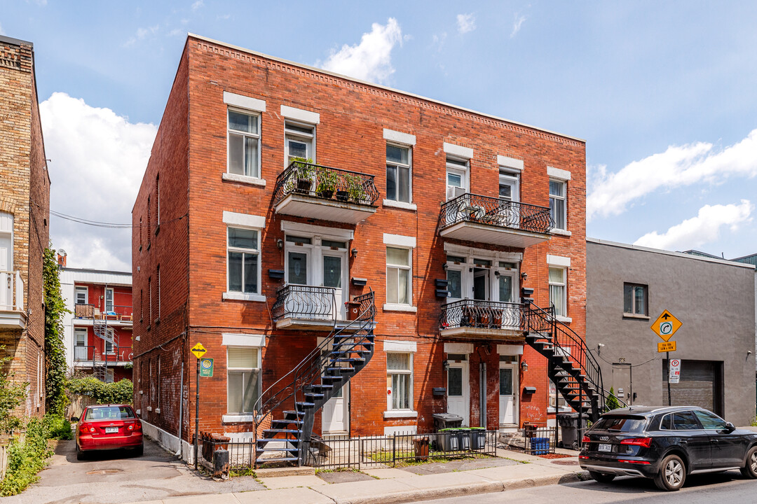 941 Lacasse Rue in Montréal, QC - Building Photo