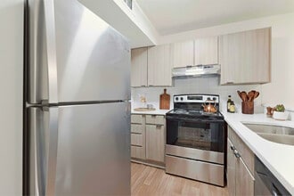 Enclave at North Point Apartments in Winston-Salem, NC - Building Photo - Building Photo