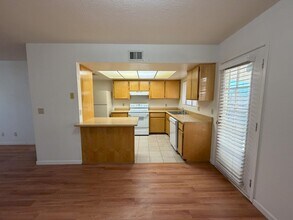 986 Canyon Hills Rd in Kingman, AZ - Building Photo - Building Photo