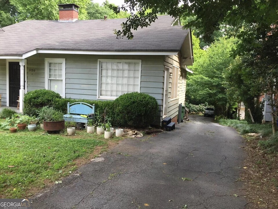 920 Greenwood Ave NE, Unit C in Atlanta, GA - Building Photo