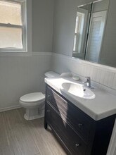 46 Orchard St in Oyster Bay, NY - Building Photo - Building Photo