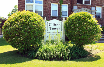 Clifton Towers in Lakewood, OH - Building Photo - Building Photo