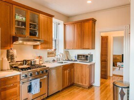 295 Commonwealth Ave, Unit 5C in Boston, MA - Building Photo
