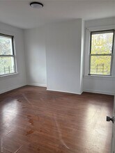 3141 Kingsbridge Terrace in Bronx, NY - Foto de edificio - Building Photo