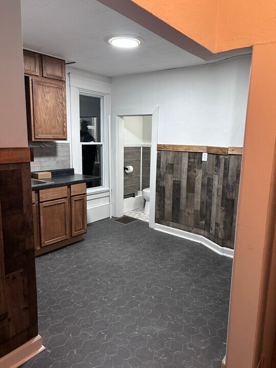 1201 7th Ave in Rock Island, IL - Building Photo