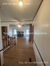 1805 Delaney Ferry Rd in Versailles, KY - Building Photo - Building Photo