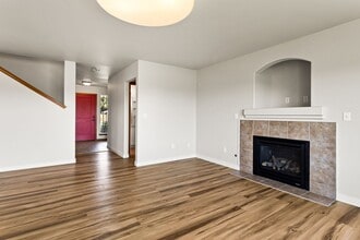 2003 Wellington Dr in Yakima, WA - Building Photo - Building Photo
