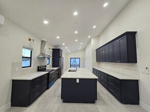 13990 Putney Rd, Unit 13990 in Poway, CA - Building Photo - Building Photo