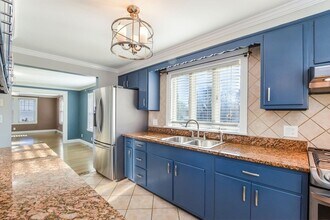 325 Park Ave in New Bedford, MA - Foto de edificio - Building Photo