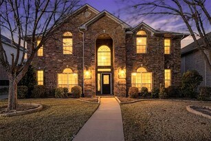 6440 Fianna Hills Dr in Fort Worth, TX - Building Photo