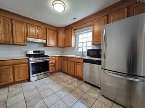 851 Avatar Dr in Virginia Beach, VA - Building Photo - Building Photo
