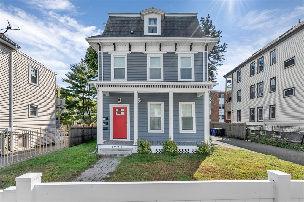 1000 River St, Unit 1 in Boston, MA - Building Photo