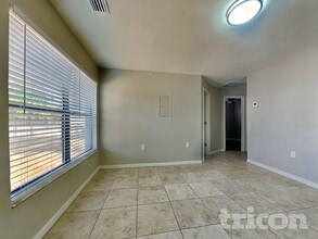 14931 Pine Crest Rd in Tampa, FL - Building Photo - Building Photo