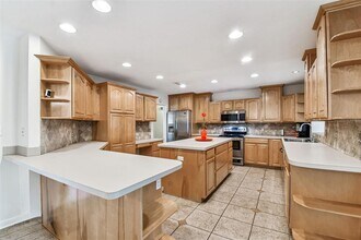 4508 Henderson Blvd in Tampa, FL - Building Photo - Building Photo