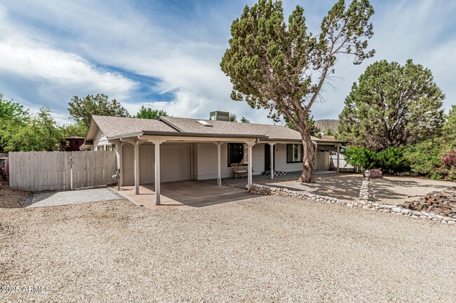 35 Palo Verde Cir in Sedona, AZ - Building Photo - Building Photo