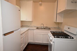 4355 Boren Ave in Wichita Falls, TX - Building Photo - Building Photo