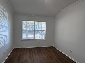 12720 Waynespur Ln in Elgin, TX - Building Photo - Building Photo