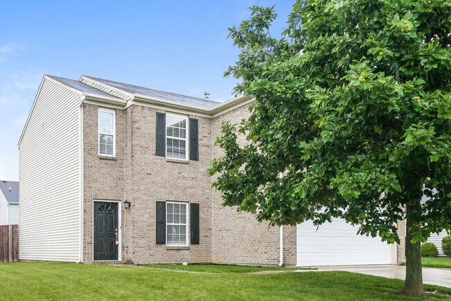 8636 Wheatfield Dr in Indianapolis, IN - Building Photo - Building Photo