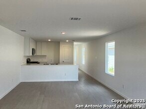 809 Day Break in New Braunfels, TX - Building Photo - Building Photo