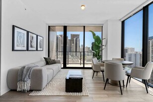 20 NE 11th St, Unit SI ID1592964P in Miami, FL - Building Photo