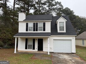 9118 Dorsey Rd in Riverdale, GA - Building Photo