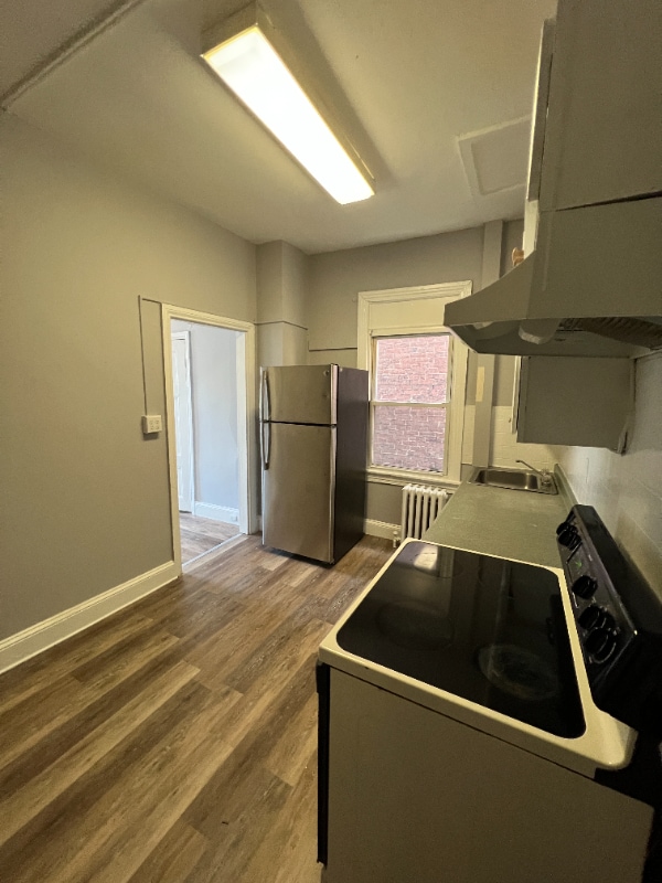 806 Ferry St in Easton, PA - Building Photo - Building Photo