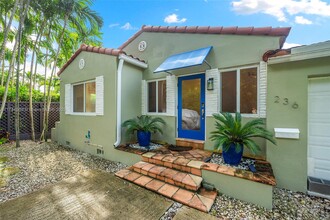 236 NE 85th St-Unit -N in El Portal, FL - Building Photo - Building Photo