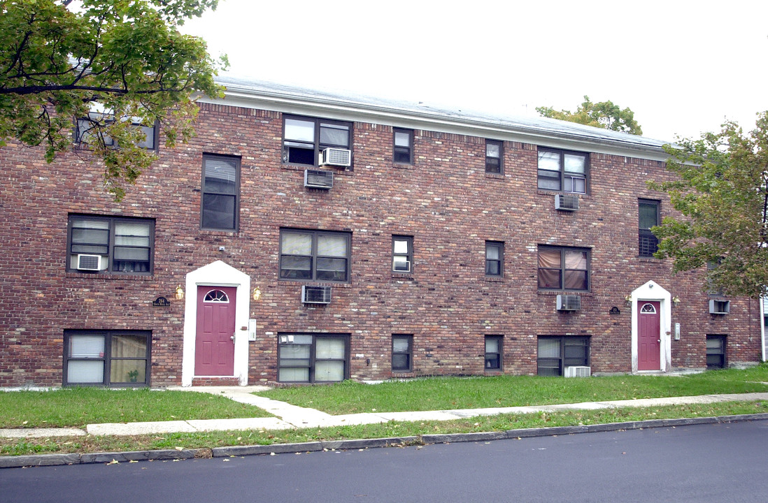 262 N Maple Ave in East Orange, NJ - Building Photo