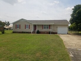 112 Kelly Ct in Goldsboro, NC - Building Photo