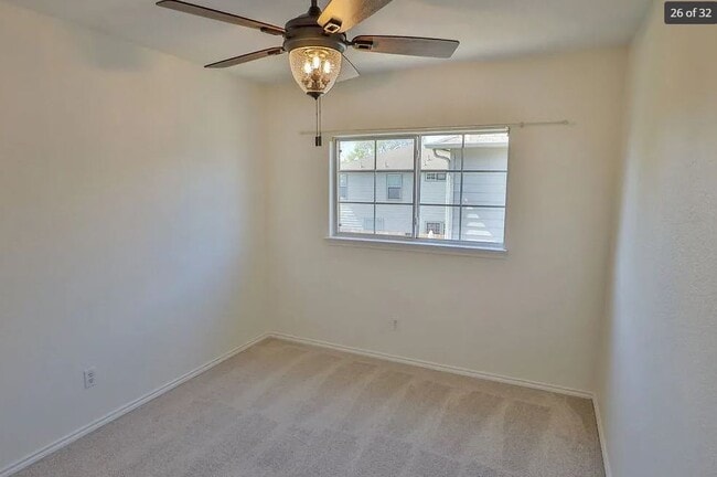7330 Twin Falls Dr in San Antonio, TX - Building Photo - Building Photo