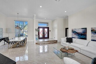 306 Egret Ln in Weston, FL - Building Photo - Building Photo