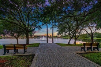 10290 NW 60th Pl in Parkland, FL - Foto de edificio - Building Photo