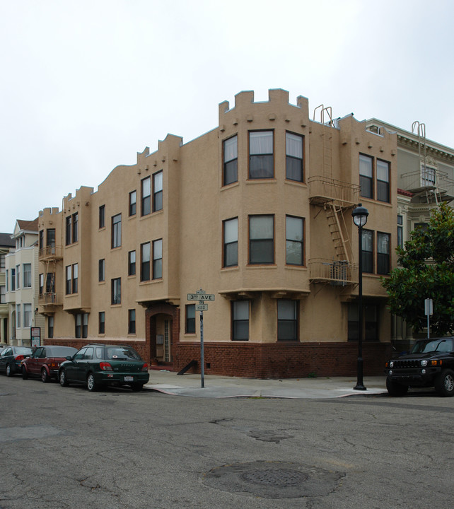 204 Hugo St in San Francisco, CA - Building Photo