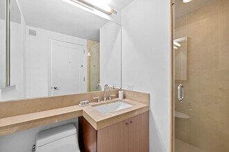 2 S End Ave in New York, NY - Building Photo - Building Photo