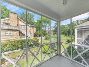 60 Delmont Dr NE-Unit -F3 in Atlanta, GA - Building Photo - Building Photo