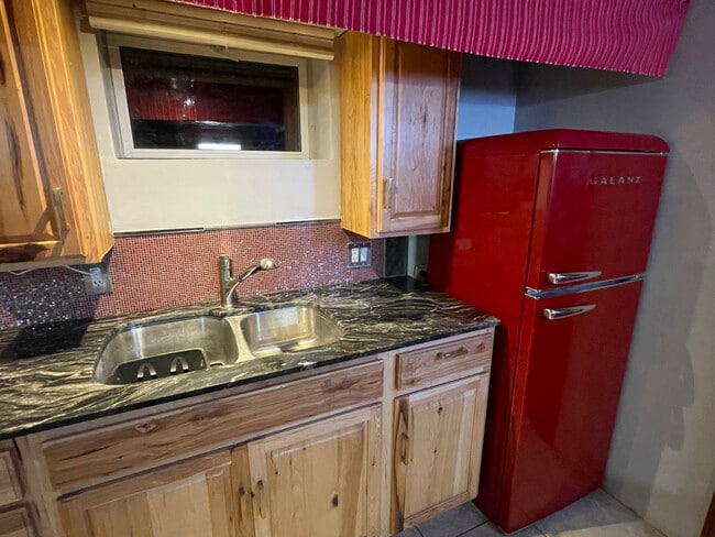 4778 Rogers Rd, Unit Lower in Hamburg, NY - Building Photo - Building Photo