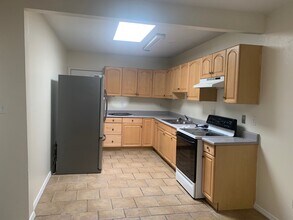 137 Griegos Rd NW in Albuquerque, NM - Building Photo - Building Photo