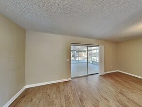 135 Euclid Loop in Seffner, FL - Building Photo - Building Photo