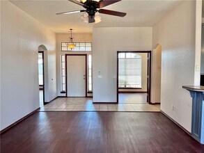 628 Allison Ln in Moore, OK - Building Photo - Building Photo