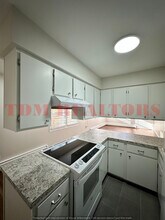 302 E Clinton St, Unit 302 E Clinton in Durand, MI - Building Photo - Building Photo