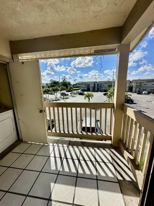 property at 1830 Abbey Rd