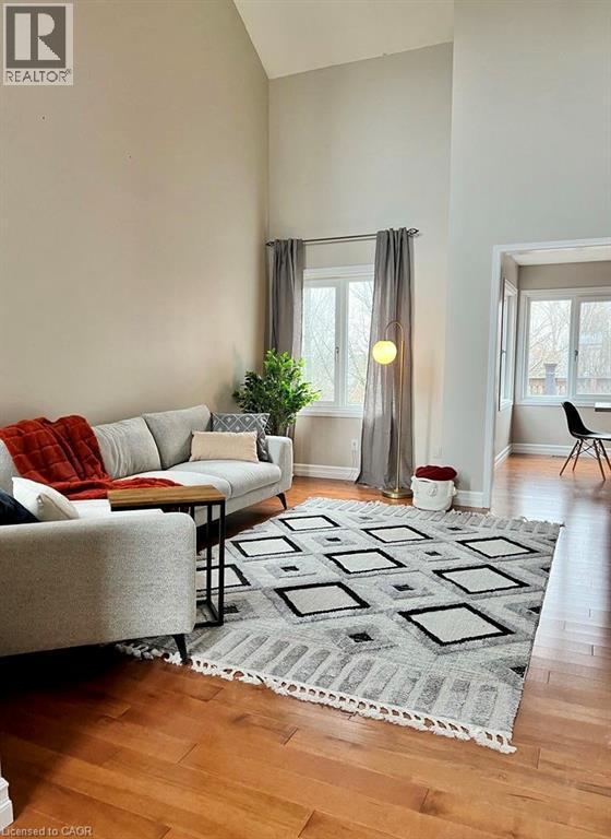 15 Oliver Ct in Kitchener, ON - Building Photo - Building Photo