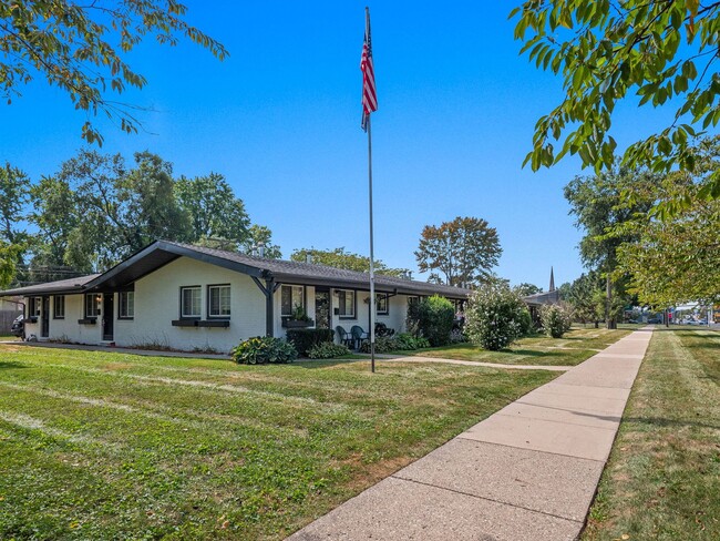 11 Mile Flats in Royal Oak, MI - Foto de edificio - Building Photo