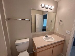 215 N Sea Fury Ln, Unit 202- in Boise, ID - Building Photo - Building Photo