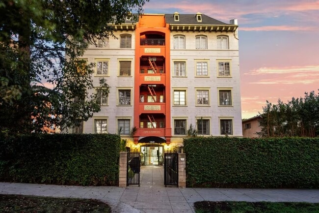 Alexandria Gramercy, LLC in Hollywood, CA - Building Photo - Building Photo