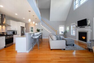 19 Brigham Farm Ln in Bolton, MA - Building Photo - Building Photo